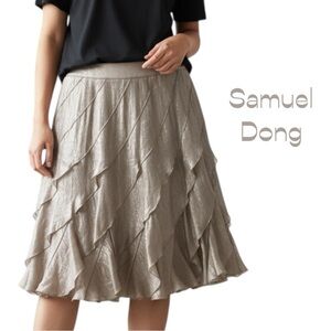 Samuel Dong Metallic Gold Ruffle Skirt NWOT Size M